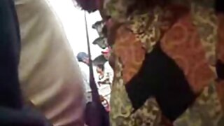 खोडकर सुझी प्रचंड किन्नर डिक चोखते आणि तिच्या गांडाचे छिद्र पाडते